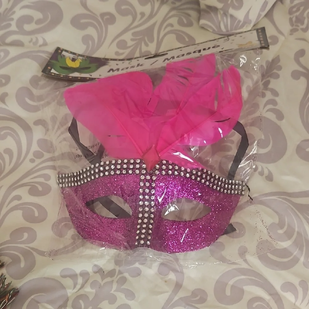 Masque Halloween Party Pink W Stones